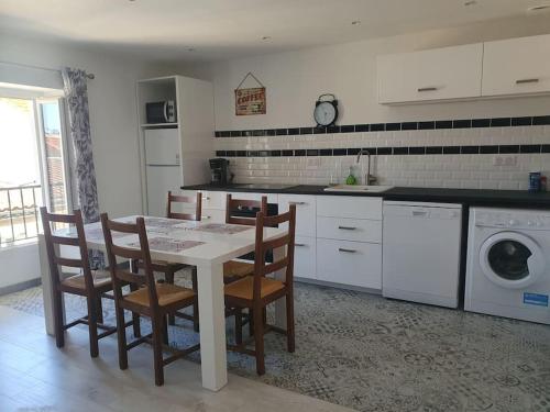 Nyons : appartement refait à NEUF - Location saisonnière - Nyons