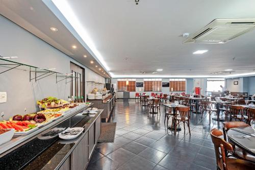 レストラン, Slim Hotel São Paulo Congonhas (Slim Hotel Sao Paulo Congonhas) in カンポ ベロ