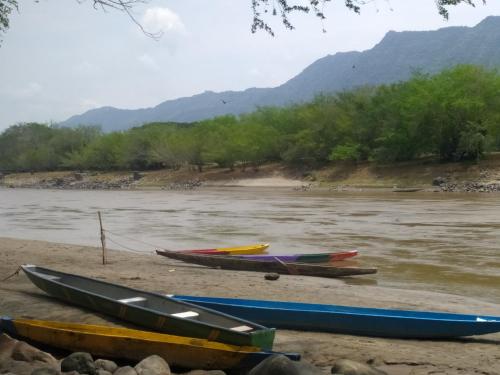 周邊環境, Casa Rio y Montaña (Casa Rio y Montana) in 昂達