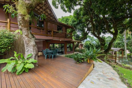 สวน, Casa em condomínio com lazer perto da praia (Casa em condominio com lazer perto da praia) in หาดเวโลโซ