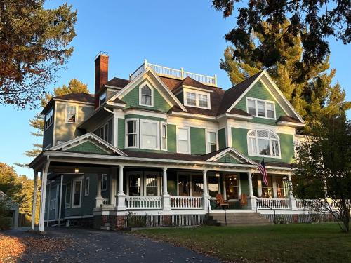 Franklin Manor Bed and Breakfast