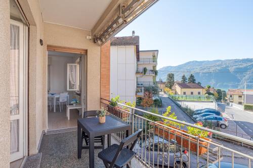 GuestHost - La Perla, Lierna