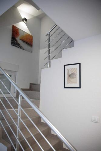 Deluxe Villa image 7