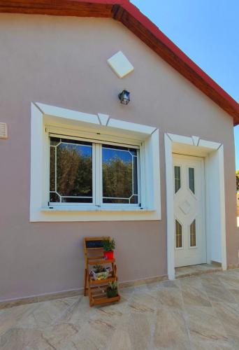 Exterior view, Oasis Apartment Ammoudia in Ammoudia