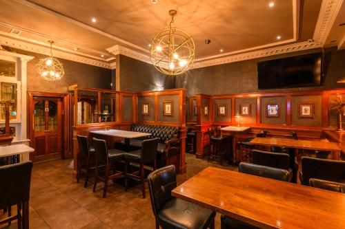 539643614 Flagstaff Lodge