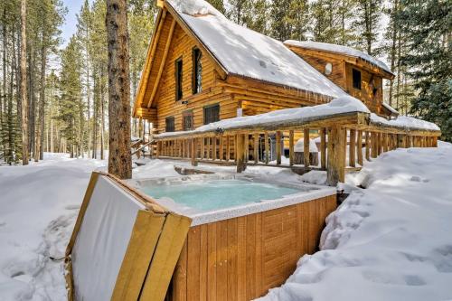 Rustic Breckenridge Cabin with Private Hot Tub