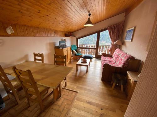 Studio Châtel, 1 pièce, 4 personnes - FR-1-693-76 Chatel