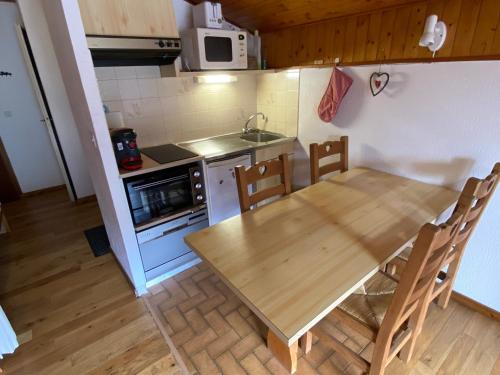 Studio à Châtel, Multi Pass offert, proches commodités - FR-1-693-76, Châtel (zdjęcie 8)