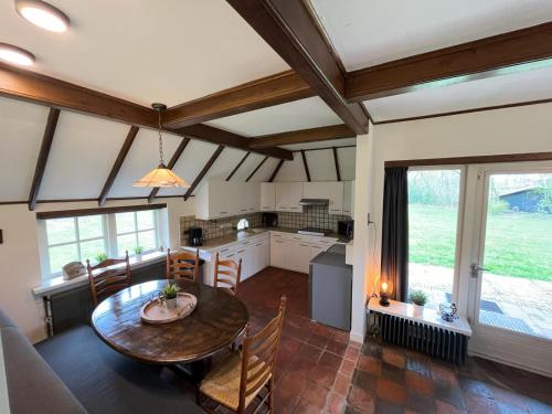 Unieke Twentse boerderij - 4 bedrooms & huge private garden