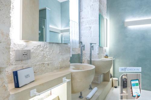 Vico Bianco Raro Smart Rooms Collection – Ostuni, AR