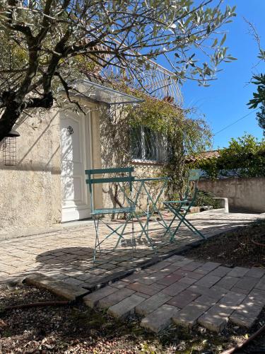 Confortable studio au calme avec accès piscine et parking - Apartment - Bouc-Bel-Air