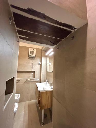 Trinità degli Spagnoli house, Neapel (Foto 10)