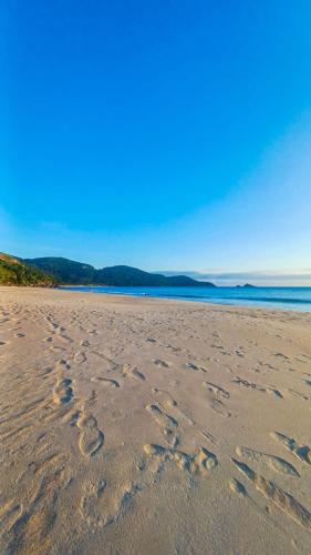 Pousada praia Santiago pé na areia 4