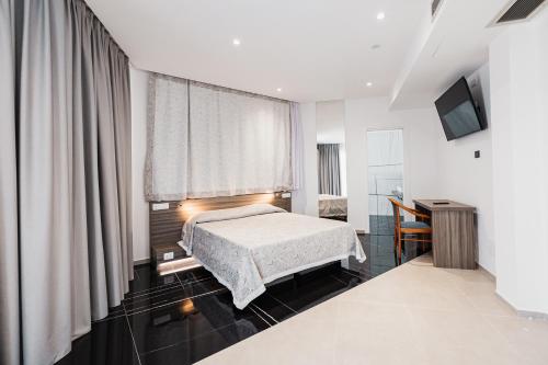 1 queen bed