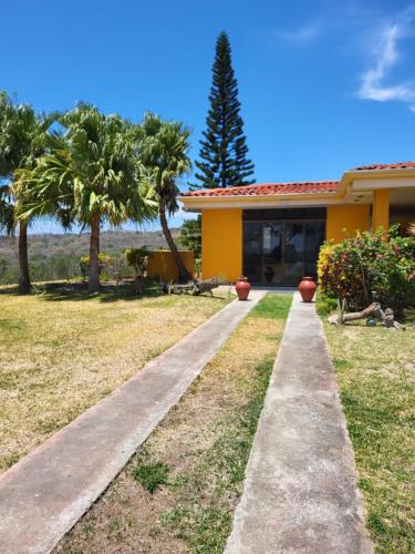 A szálláshely kívülről, Hacienda en Los Volcanes in Bagaces