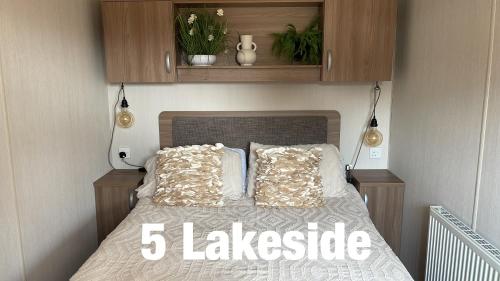 Hafan Y Mor 5 Lakeside , 3 Bedrrom Deluxe sleeps 8