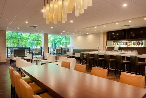 Embassy Suites by Hilton Cincinnati Northeast - Blue Ash