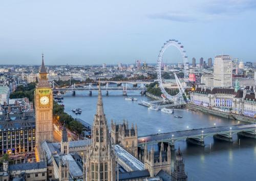 Luxury 2 Bed Apartment Vauxhall Balcony Sleeps 5 - image 12