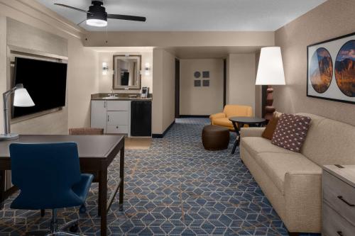2 bedrooms, 3 beds