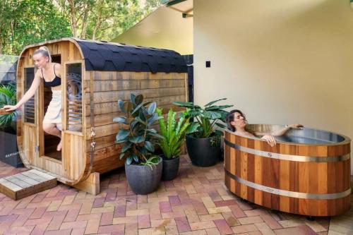 Coolum Family Hideaway - Private Pool & Sauna