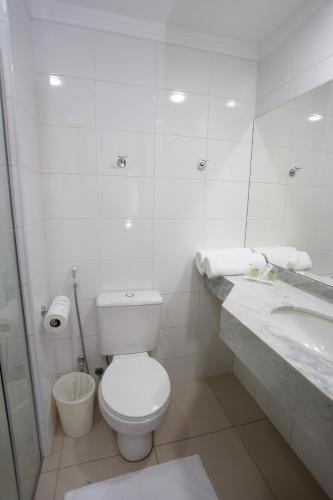 ibis Styles Araraquara Arco Hotel Araraquara is a popular choice amongst travelers in Araraquara, whether exploring or just passing through. The hotel offers a wide range of amenities and perks to ensure you have a great ti