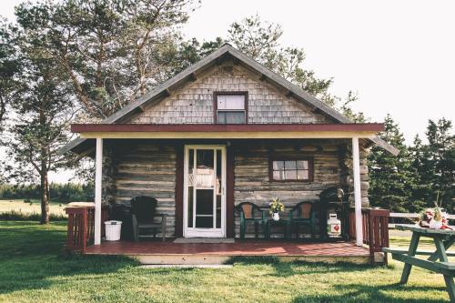 2 bedrooms, 4 beds