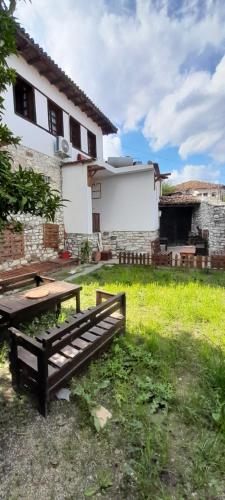 Villa Maria - Berat Castle