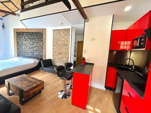 Luxury Apartments Chinitas 11 4