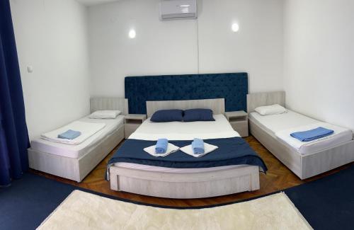 Two-Bedroom Apartment image 8
