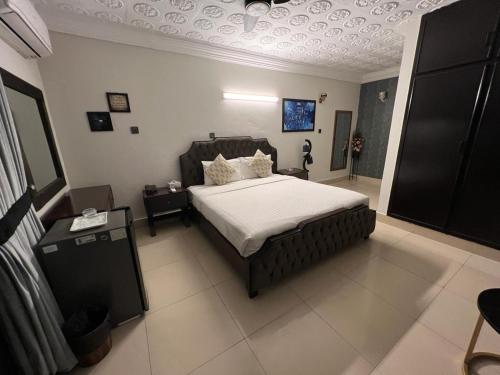 Deluxe Double Room image 10