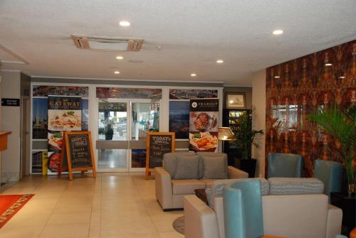 Lobby, Airport Gateway Hotel in Auckland