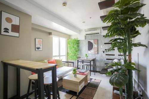 A2J Luxury 3BR Loft BGC Near High Street Taguig, Manille