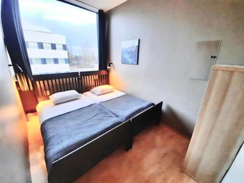 Bus Hostel - image 14