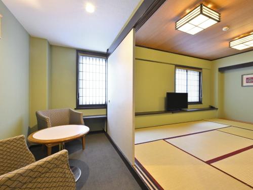 Japanese-Style Room - Non-Smoking