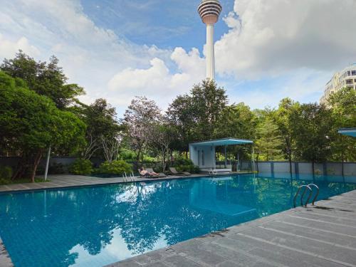 Blue Sky Apartment - image 3