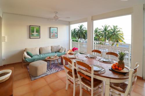 Balcon sur Mer Caraïbes - Plage à 20m