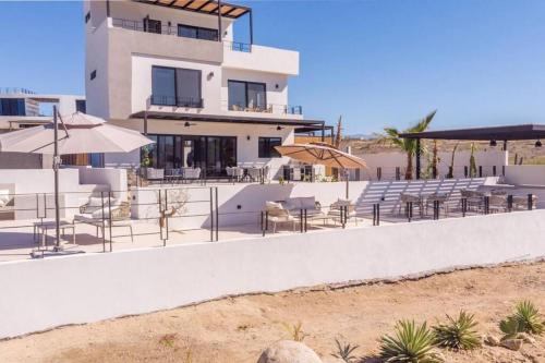 Casa Athena in Todos Santos, Mexico