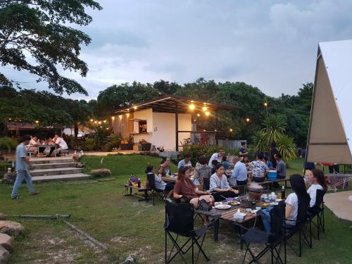 Pitifarmily Cafe & Camping