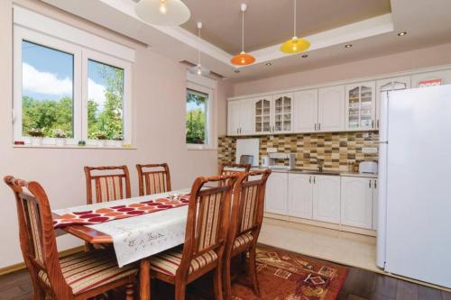 Kitchen, Pool Villa Panorama Mojdez - Happy Rentals in Ratisevina