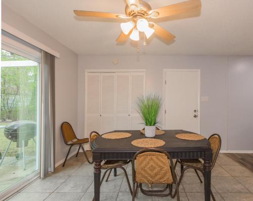 Fasilitas, Cheerful 3 BR 2BA Home in Great Neighborhood! in Jacksonville (AR)