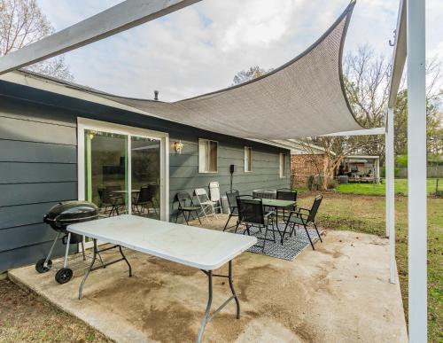 Fasilitas, Cheerful 3 BR 2BA Home in Great Neighborhood! in Jacksonville (AR)