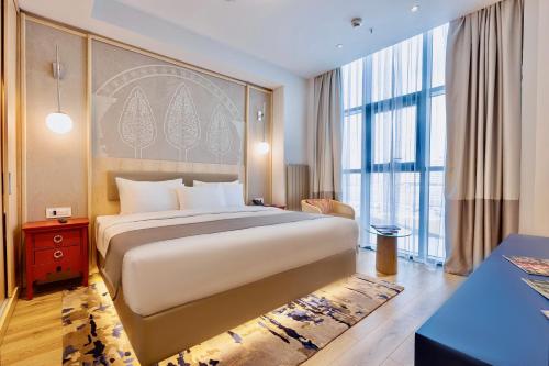 room detail thumbnail 0