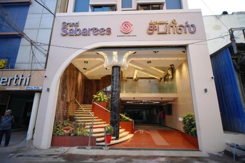 Hotel Grand Sabarees