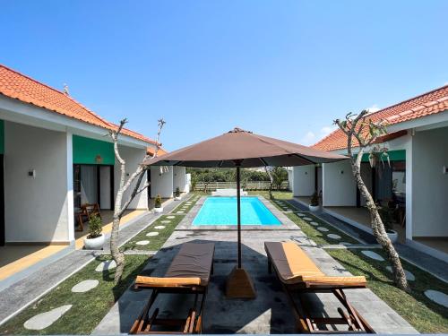Moon Bali Guesthouse Canggu Room Type - Double Room with Pool View Moon Bali Guesthouse Canggu Room Type - Double Room with Pool View