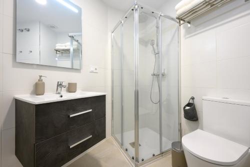 Veramar - Terrace, pool & parking by 10ToSea, Fuengirola (Foto 9)