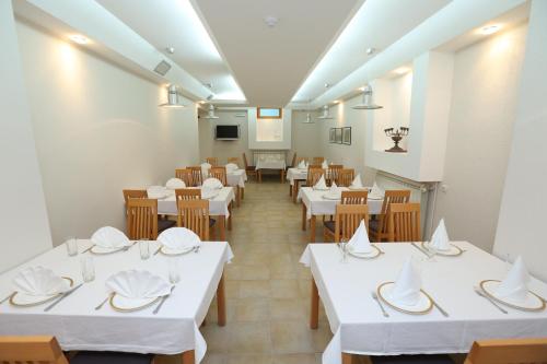 Restorāns, Garni Hotel Vila Drina in Perućac