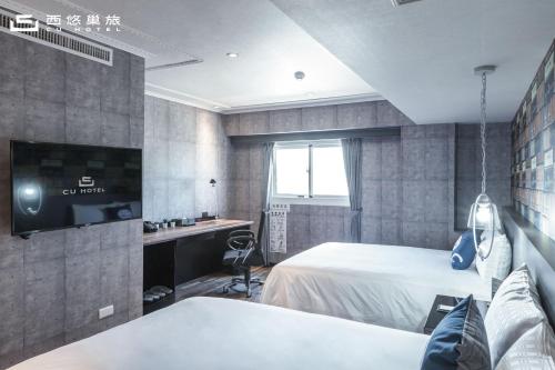 2 double beds