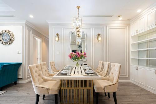 Allen luxury apartment - Vinhomes central park