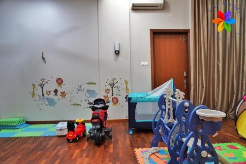 40P, Subang Villa with Pool/BBQ/Karaoke/Meeting 40P, Subang Villa with Pool/BBQ/Karaoke/Meeting