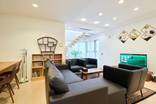 Morden stylish villa/120㎡/Max12p/Free wifi